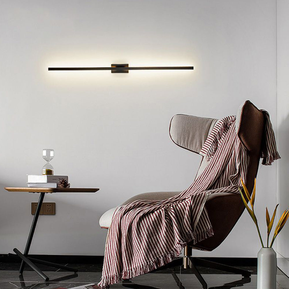 Arisha Minimalist Bar Black Metal Wall Lamp - Neutralighting