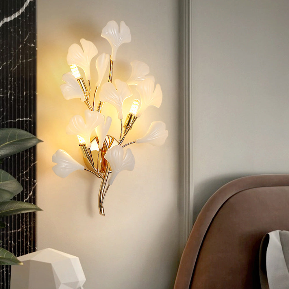 Olivia Decorative Flower in Golden White Ceramic Wall Lamp - Neutralighting