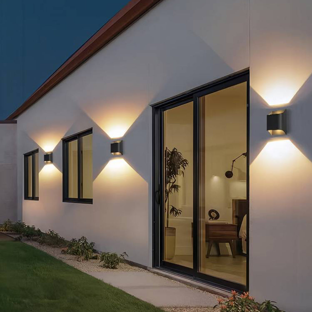 Ray Modern Solar Up Down Metal Outdoor Wall Lamp, Balck - Neutralighting