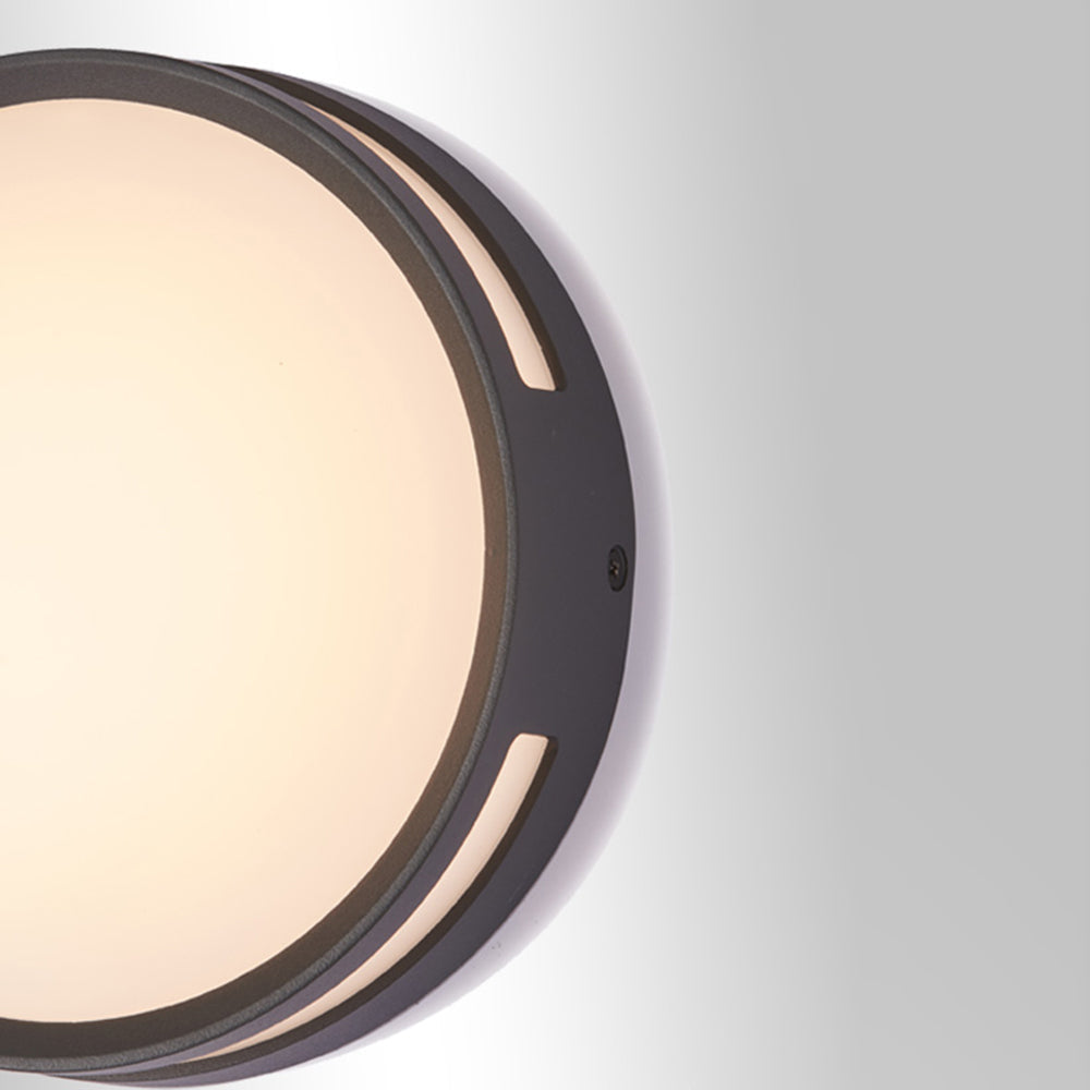 Ray Modern Round Metal/Acrylic Outdoor Waterproof Wall Lamp, Black - Neutralighting