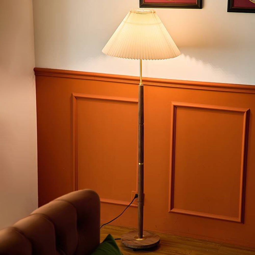 Ozawa Pleated Floor Lamp, 2 Colour - Neutralighting