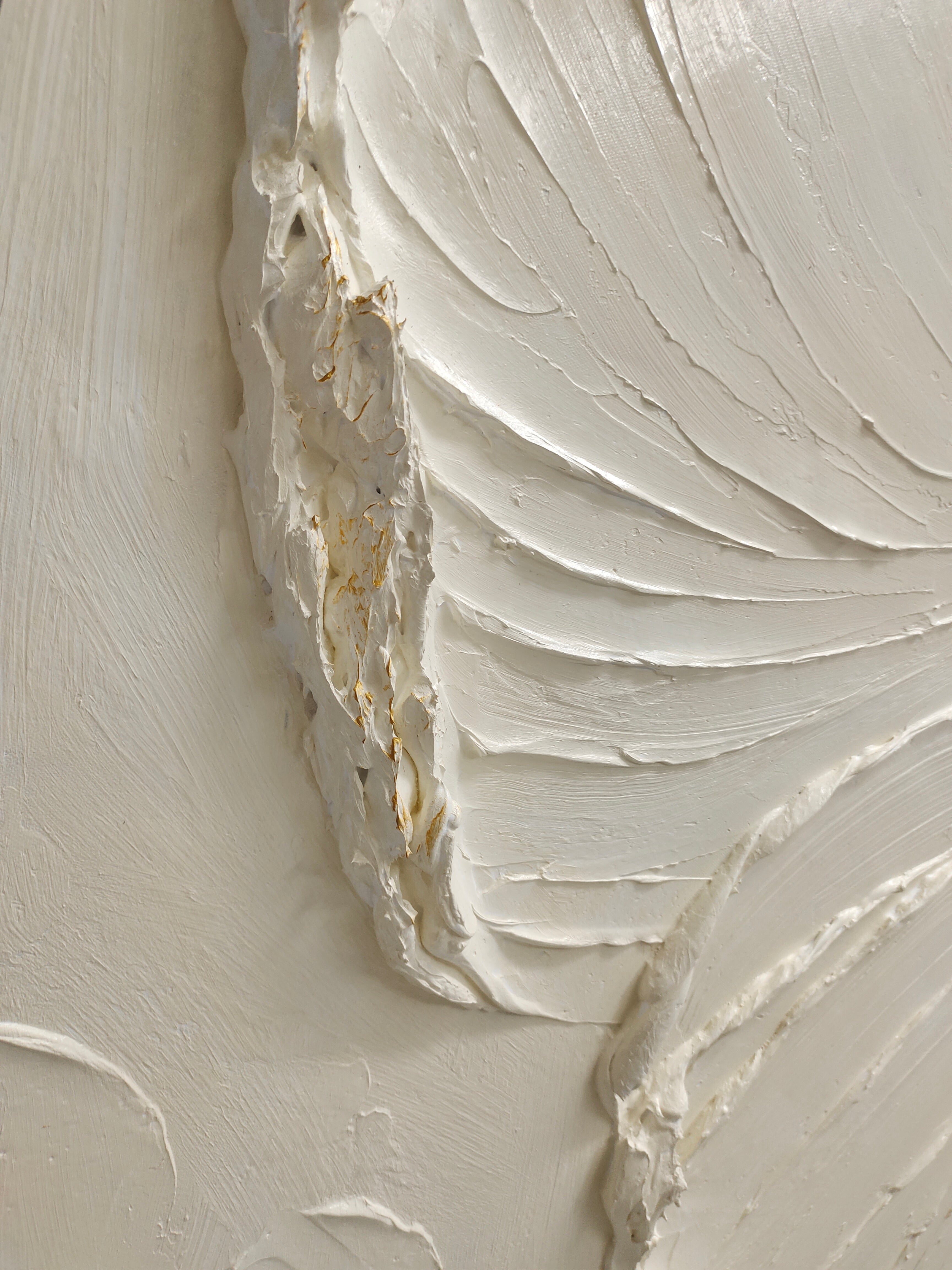 Elegant White Floral Relief Textured Wall Art