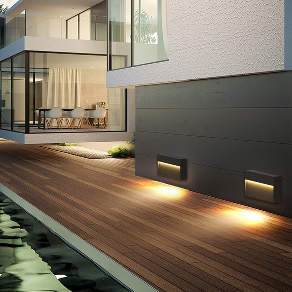 Ray Metal Rectangular Outdoor Deck/Step Light, Black - Neutralighting