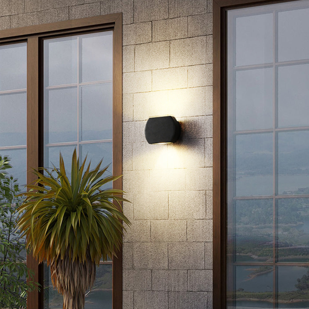 Ray Minimalist Geometric Metal Outdoor Wall Lamp, Black/Grey - Neutralighting