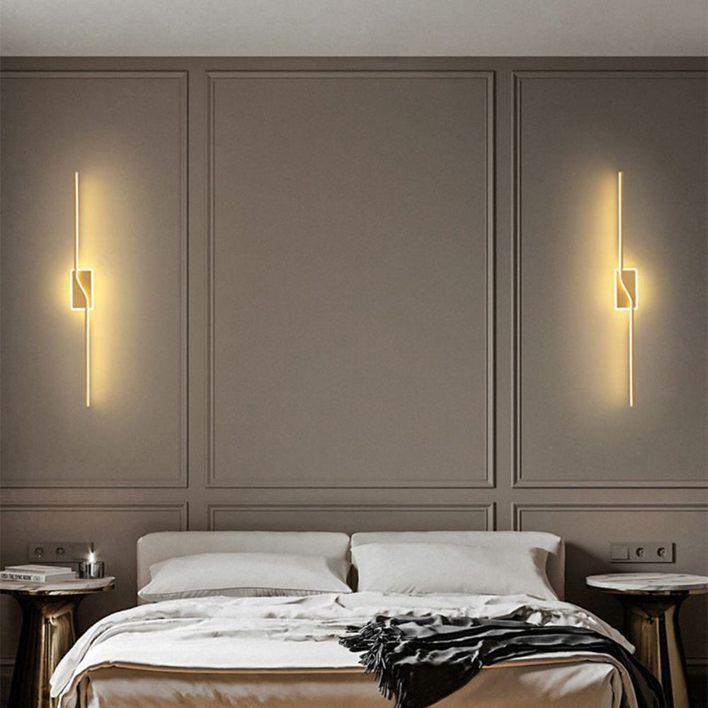 Arisha Luxury Curved Linear Metal Wall Lamp, Gold - Neutralighting