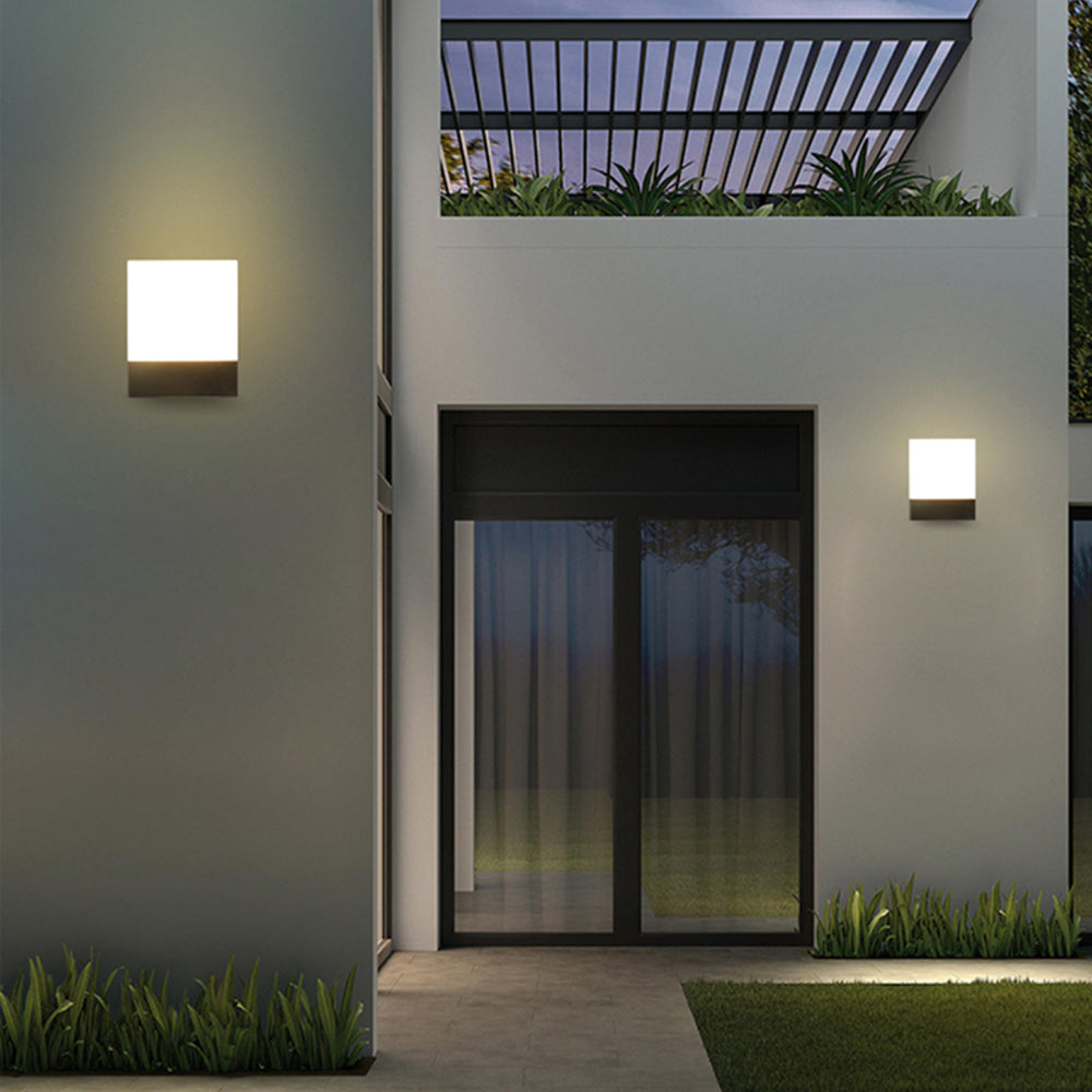 Ray Modern Sensor Rectangular Metal Outdoor Wall Lamp, Black/White - Neutralighting
