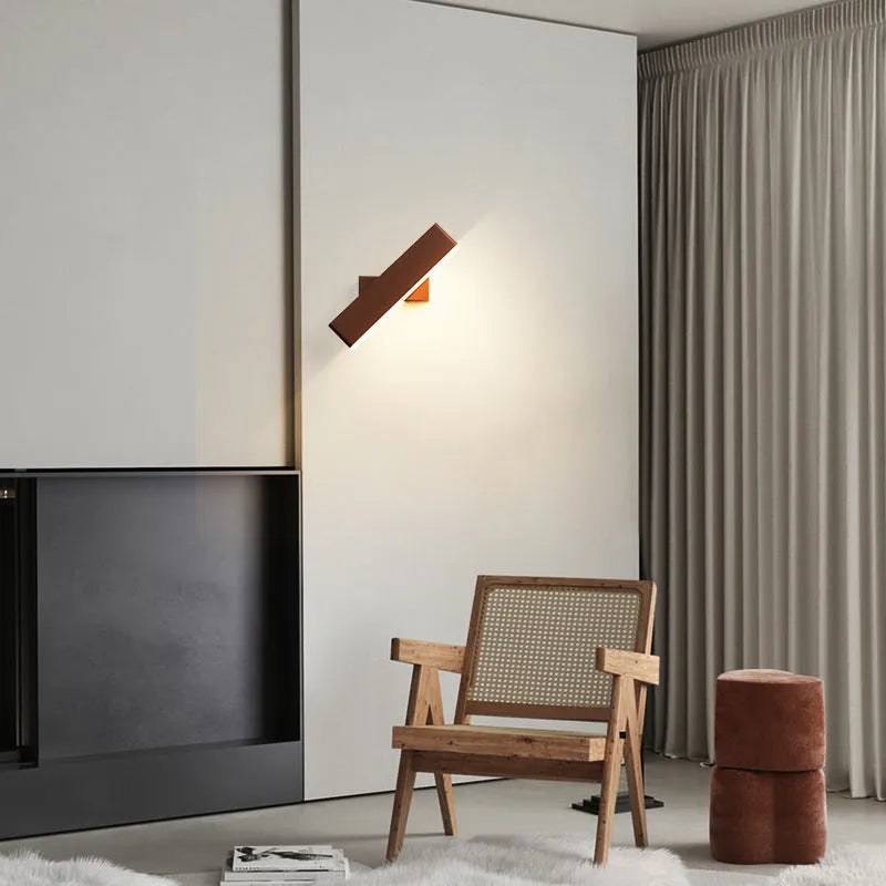 Kaya Rectangular Rotatable Wall Lamp - Neutralighting