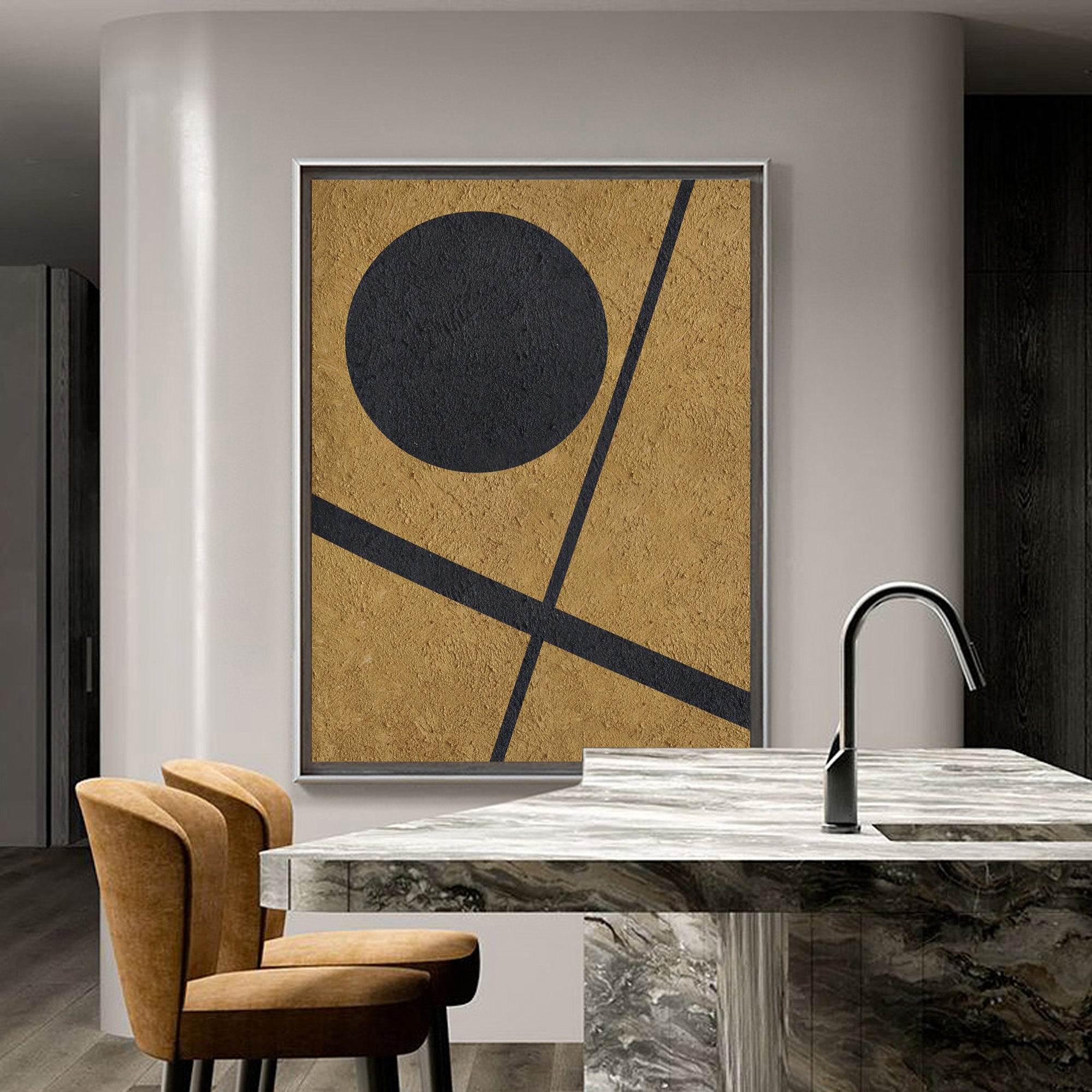 Gold‑Black Vertical Geometric Circle‑Line Coarse‑Textured Artwork