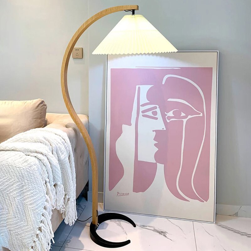 Muto Unique LED Floor Lamp, Wood/Metal, Living Room - Neutralighting