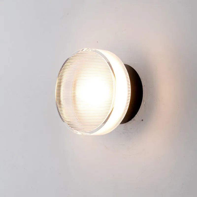 Arisha Modern Mini Bowl Metal Wall Lamp, Black/Gold - Neutralighting