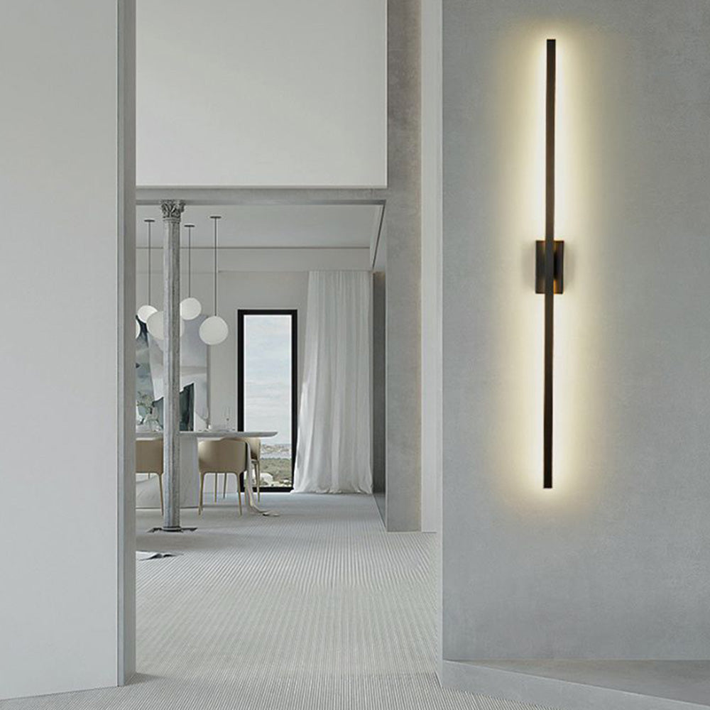 Arisha Minimalist Bar Black Metal Wall Lamp - Neutralighting
