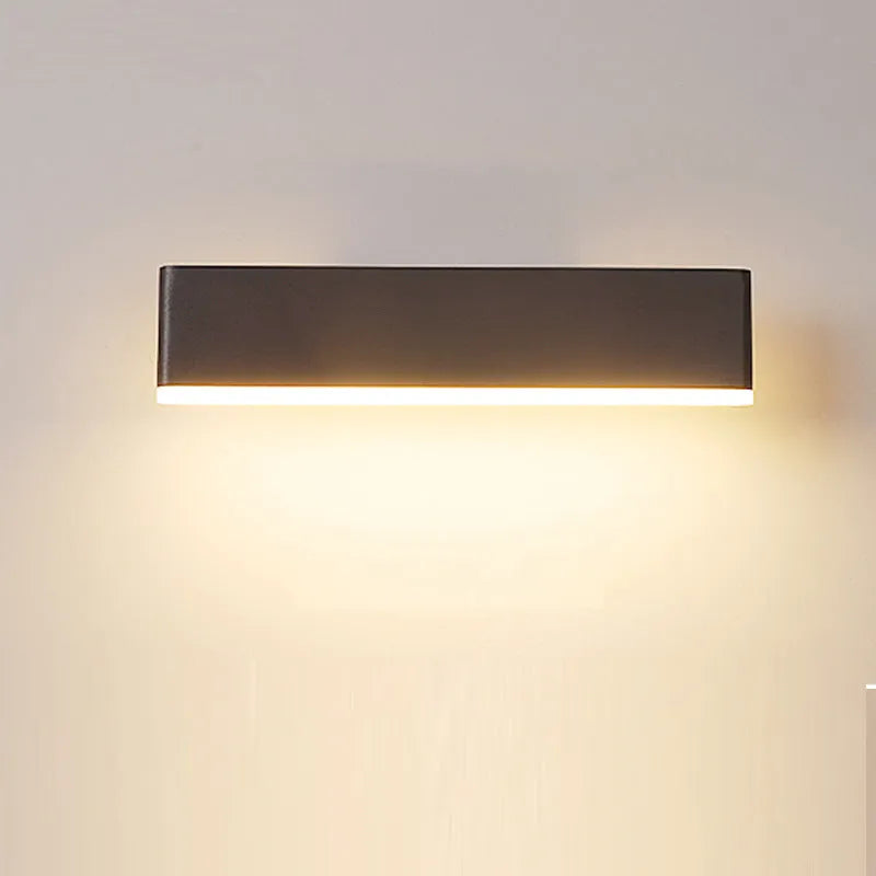 Kaya Rectangular Rotatable Wall Lamp - Neutralighting