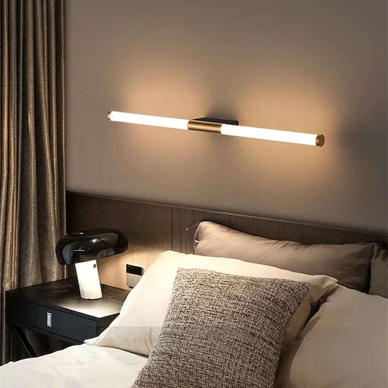 Moren Minimalist Linear Metal Wall Lamp, Gold - Neutralighting
