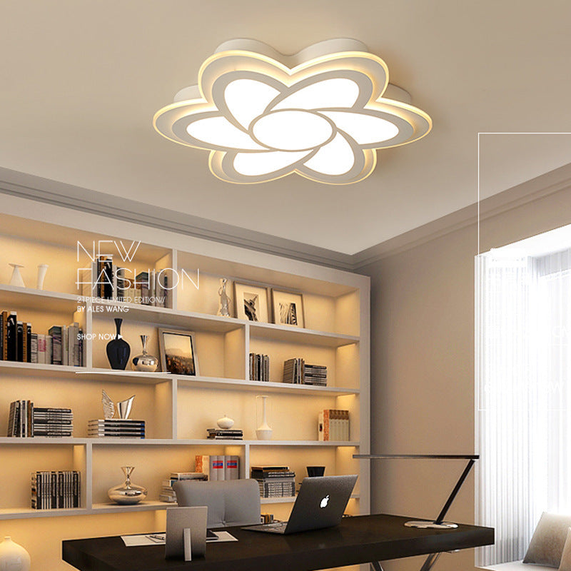 Arisha Modern White Flower Flush Mount Ceiling Light, Metal - Neutralighting