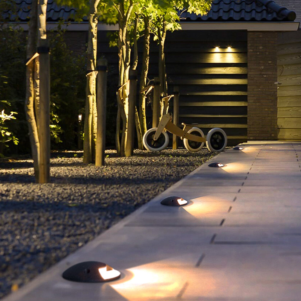 Ray Metal Cylindrical Outdoor Step/Deck Light, Black - Neutralighting
