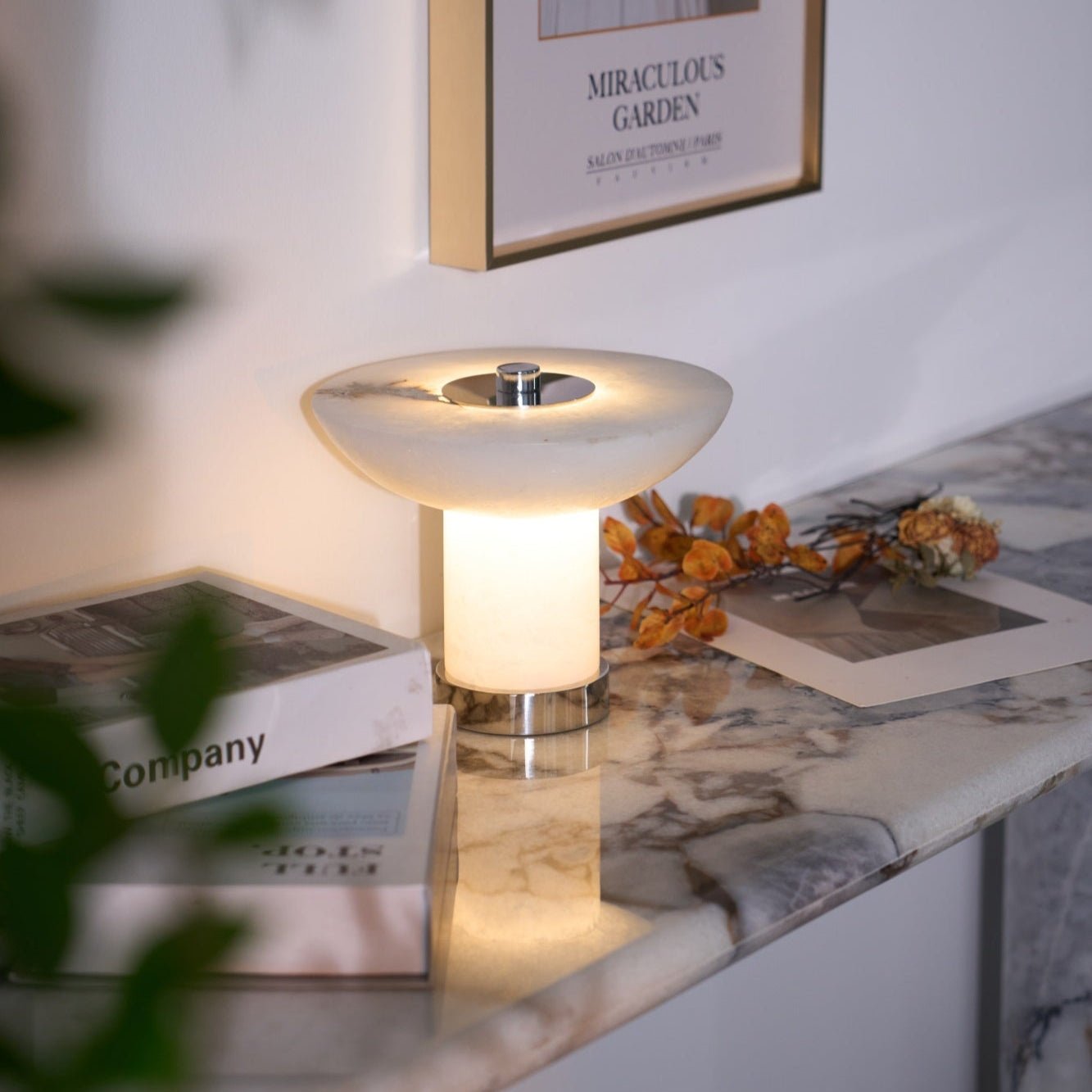 Eurnoran Mushroom Shaped Alabaster Table Lamp - Neutralighting