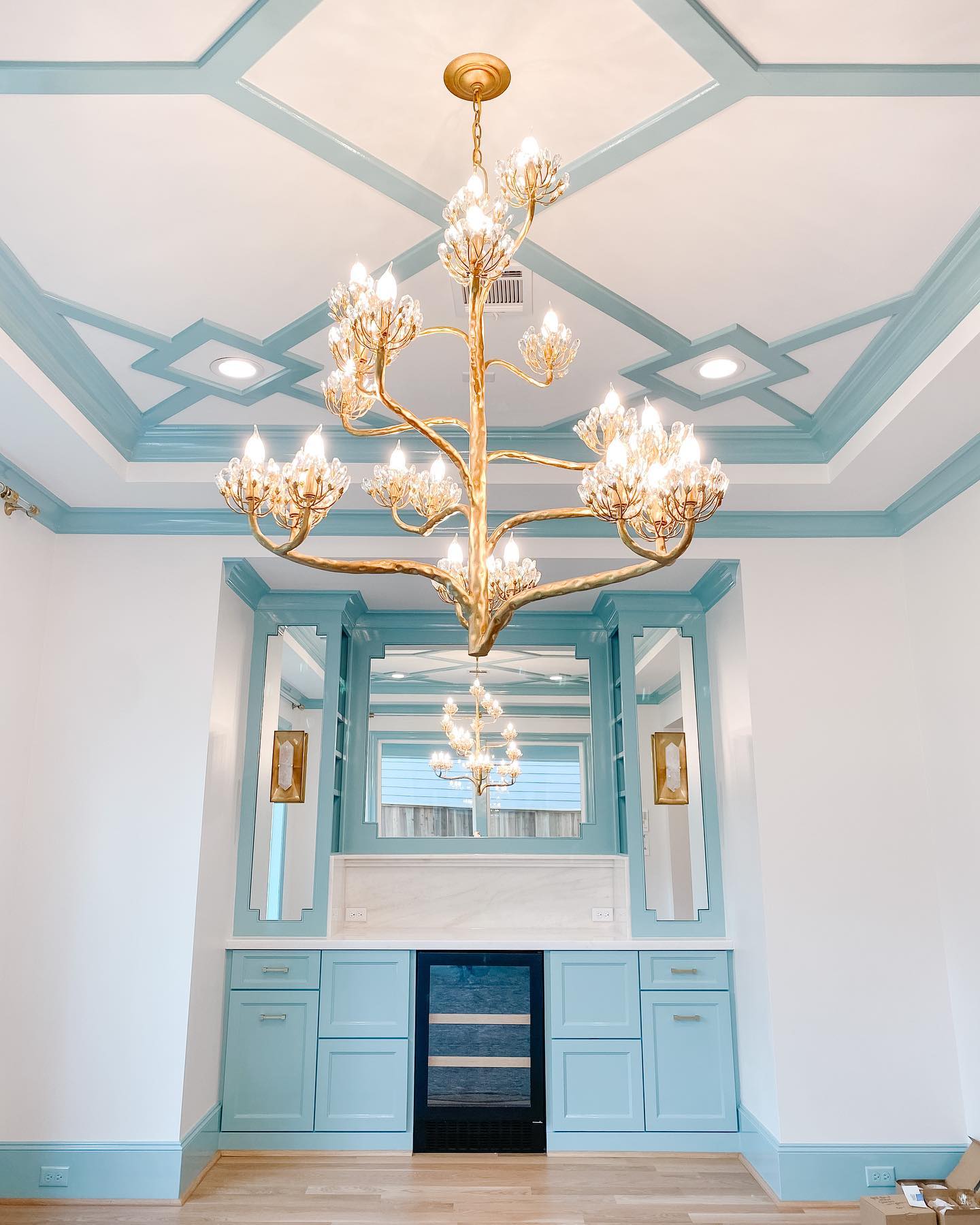 Agave Postmodern Luxury Americana Crystal Chandelier - Neutralighting