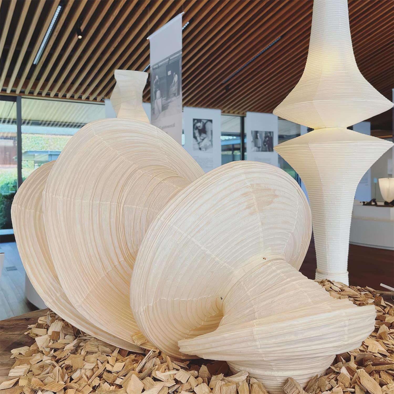 Zyora Sculptural Paper Pendant Lamp - Neutralighting