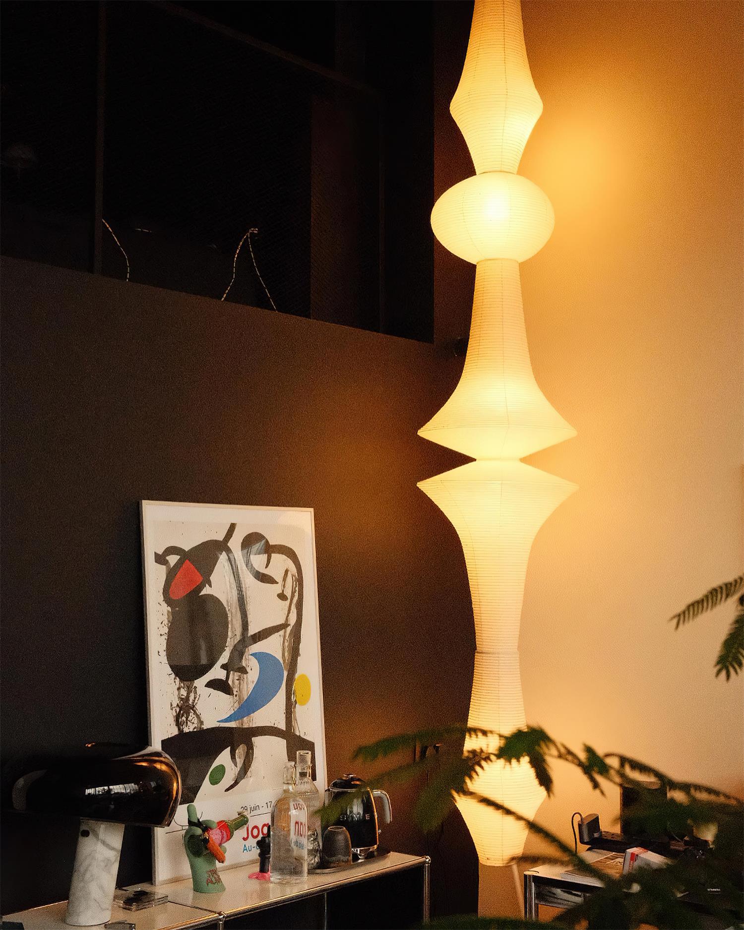 Zyora Sculptural Paper Pendant Lamp - Neutralighting