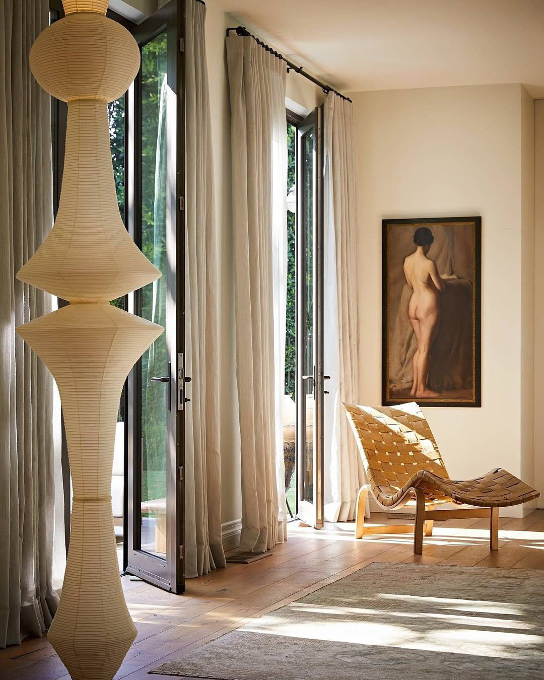 Zyora Sculptural Paper Pendant Lamp - Neutralighting