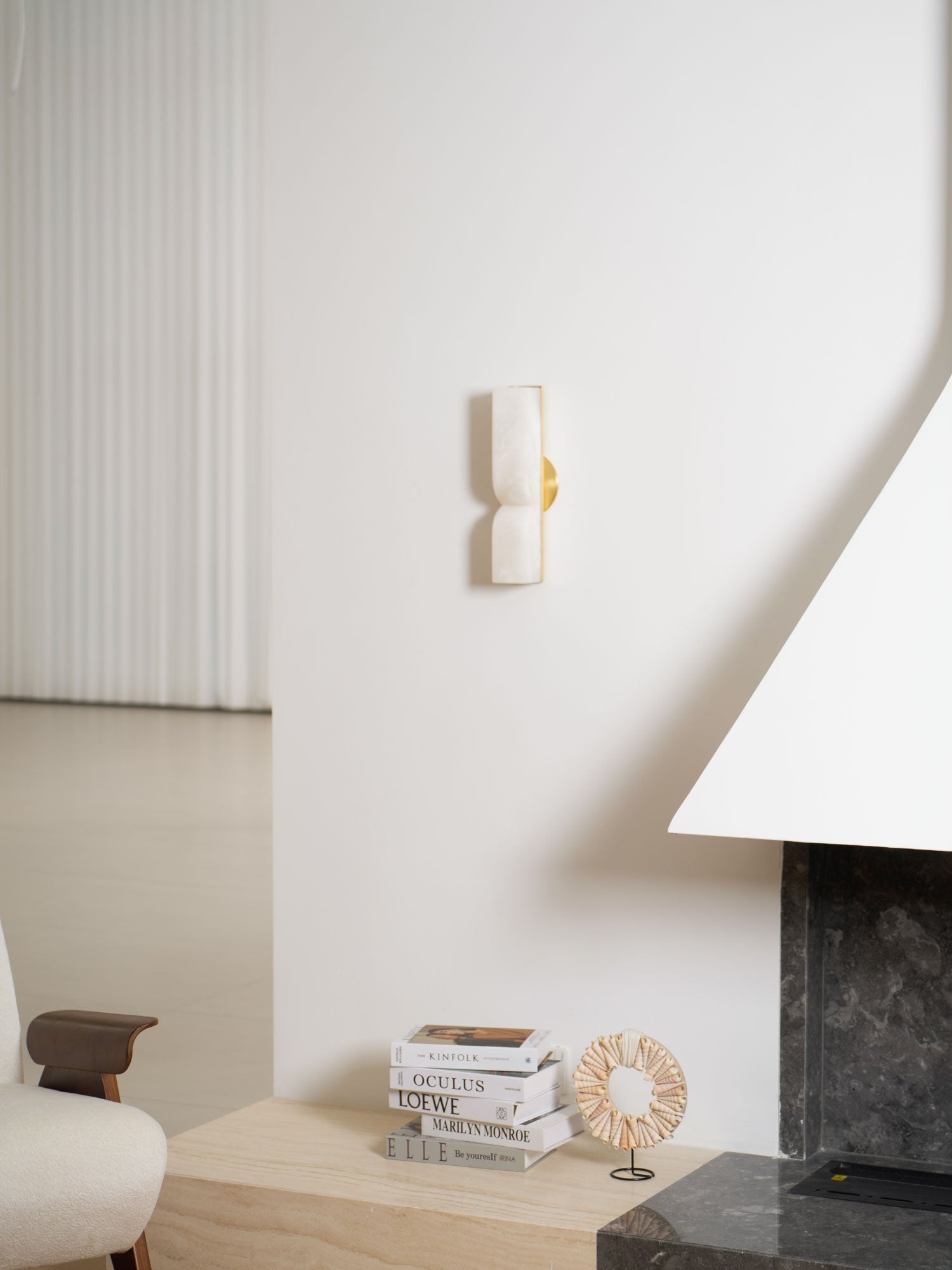 Lunaris Alabaster Rectangular Wall Lamp - Neutralighting
