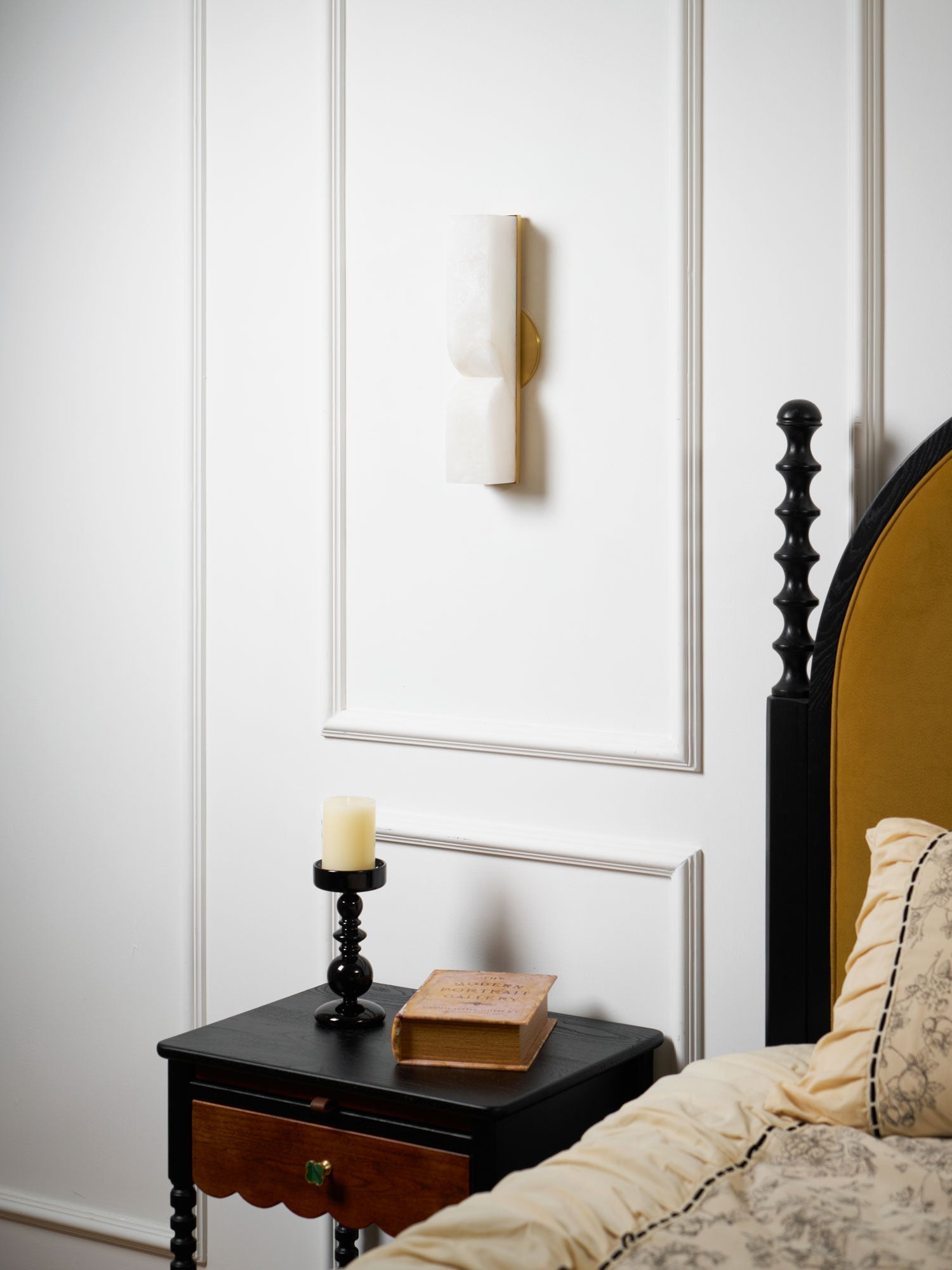 Lunaris Alabaster Rectangular Wall Lamp - Neutralighting