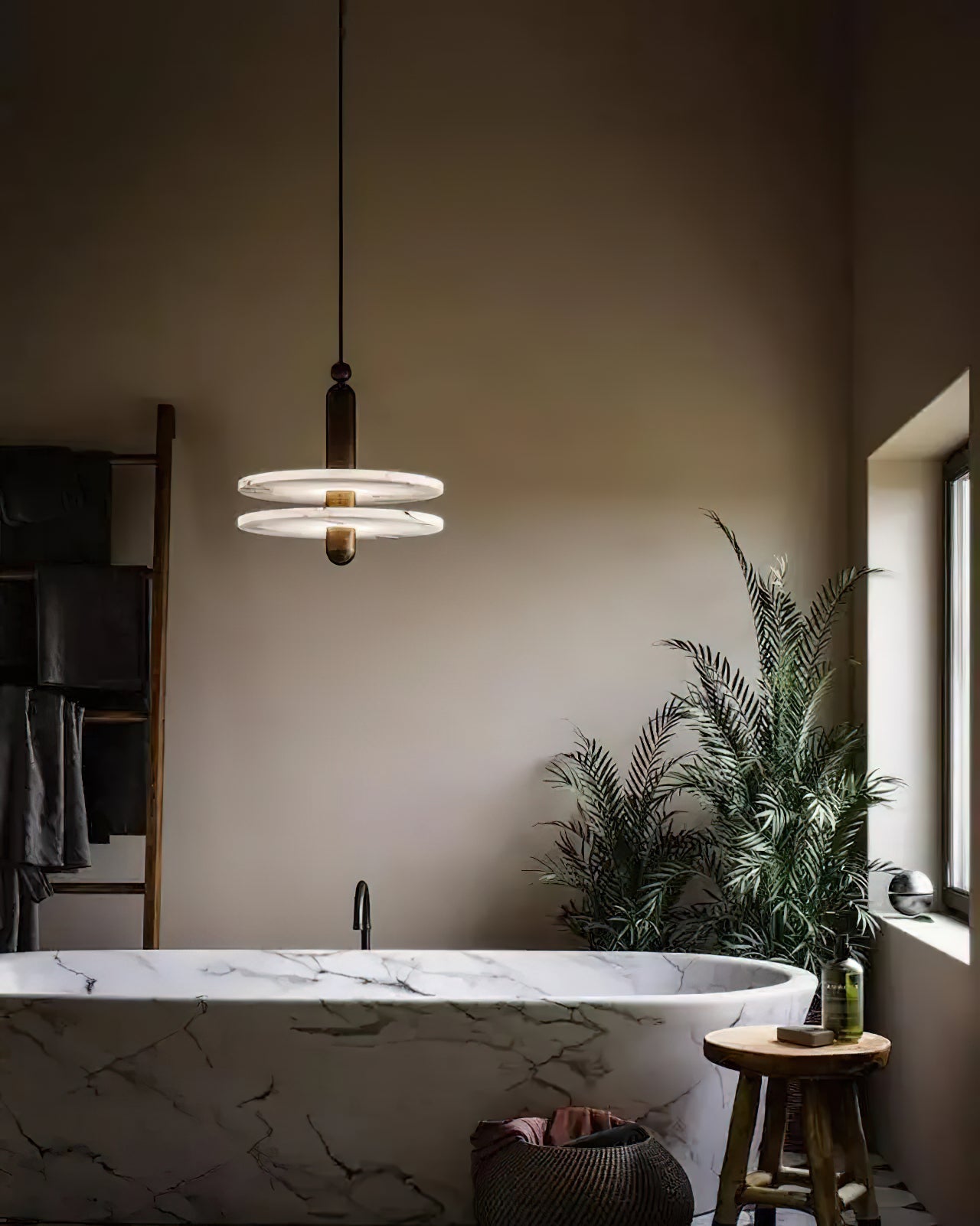 Ildvuvye Individual Creativity Comet Pendant Lamp - Neutralighting