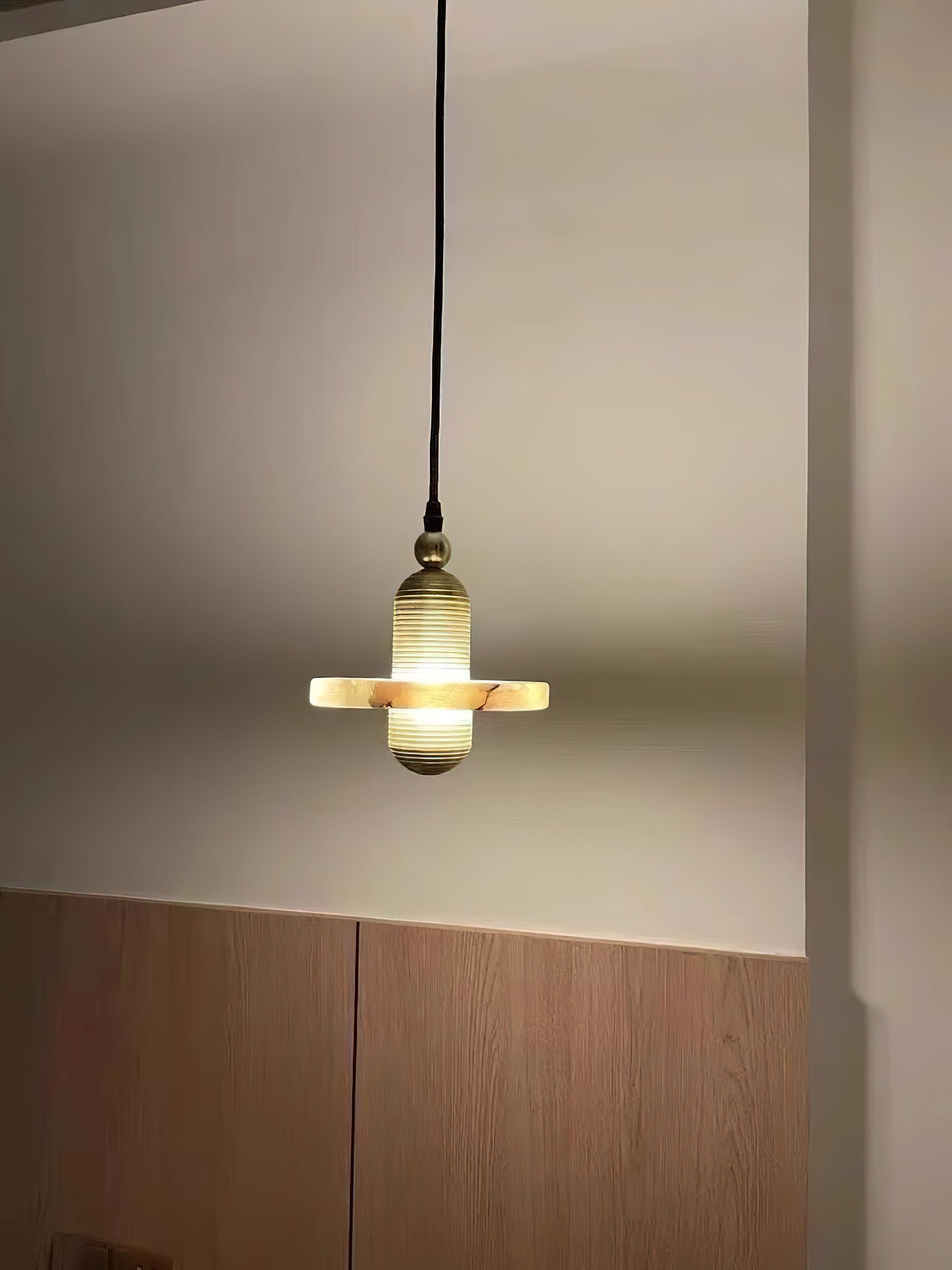 Ildvuvye Individual Creativity Comet Pendant Lamp - Neutralighting