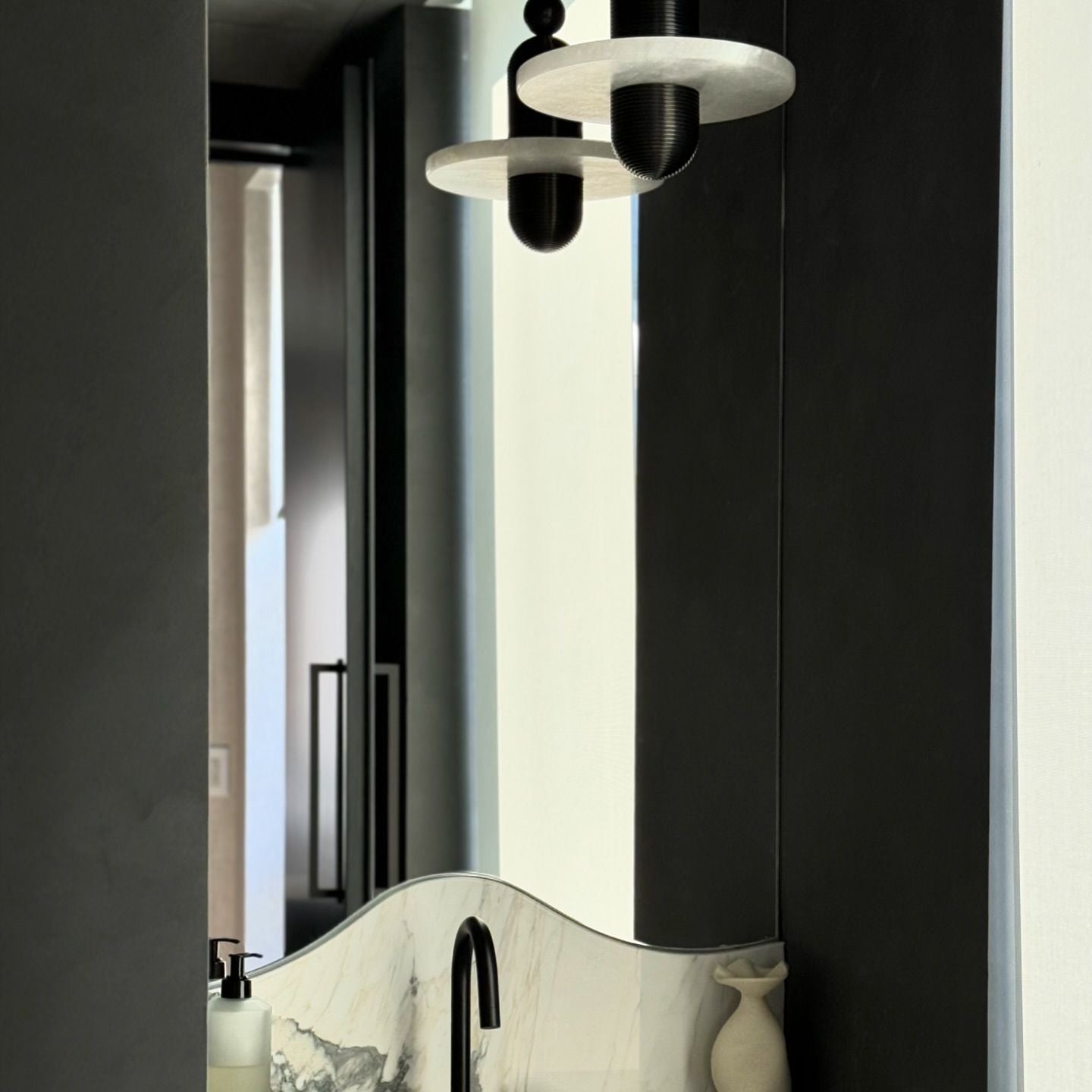 Ildvuvye Individual Creativity Comet Pendant Lamp - Neutralighting