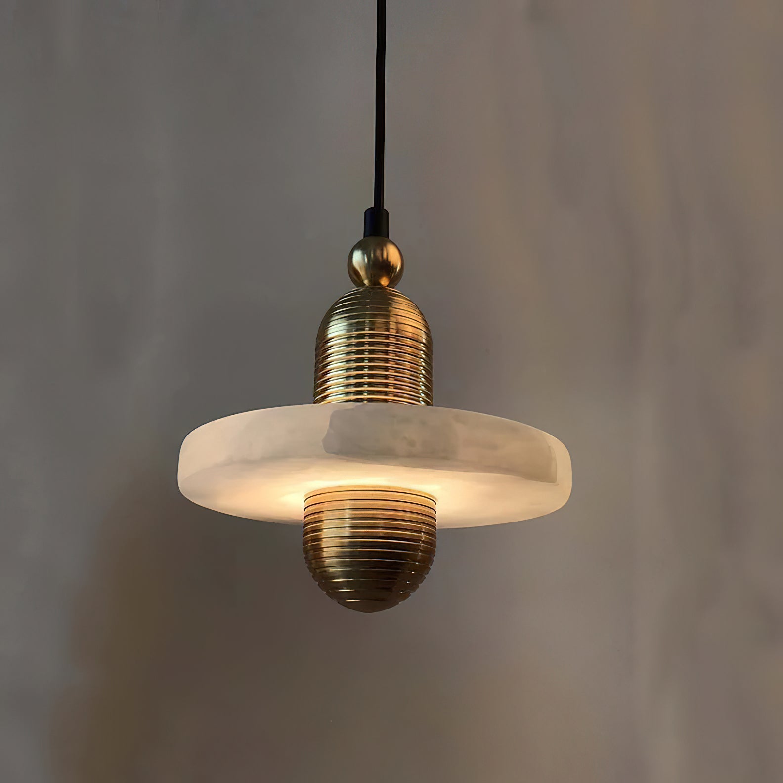 Ildvuvye Individual Creativity Comet Pendant Lamp - Neutralighting
