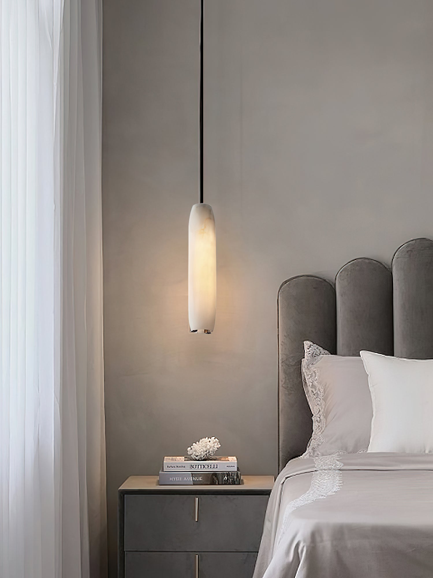 Kvennuvye Flute Modern Minimalist Alabaster Pendant Light - Neutralighting