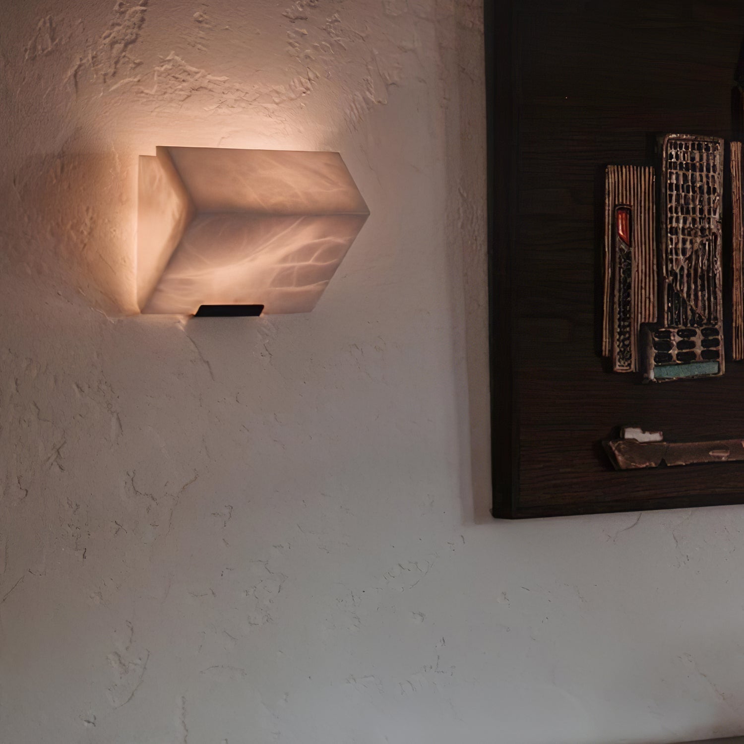 Qvistuvyn Staircase Metal Alabaster Wall Lamp - Neutralighting