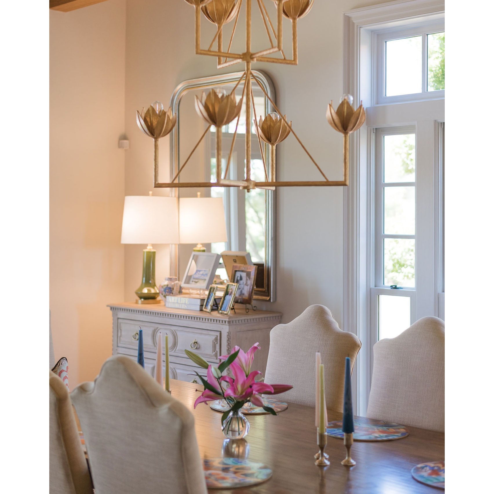 Alberto Modern Minimalist Floral Brass Chandelier - Neutralighting