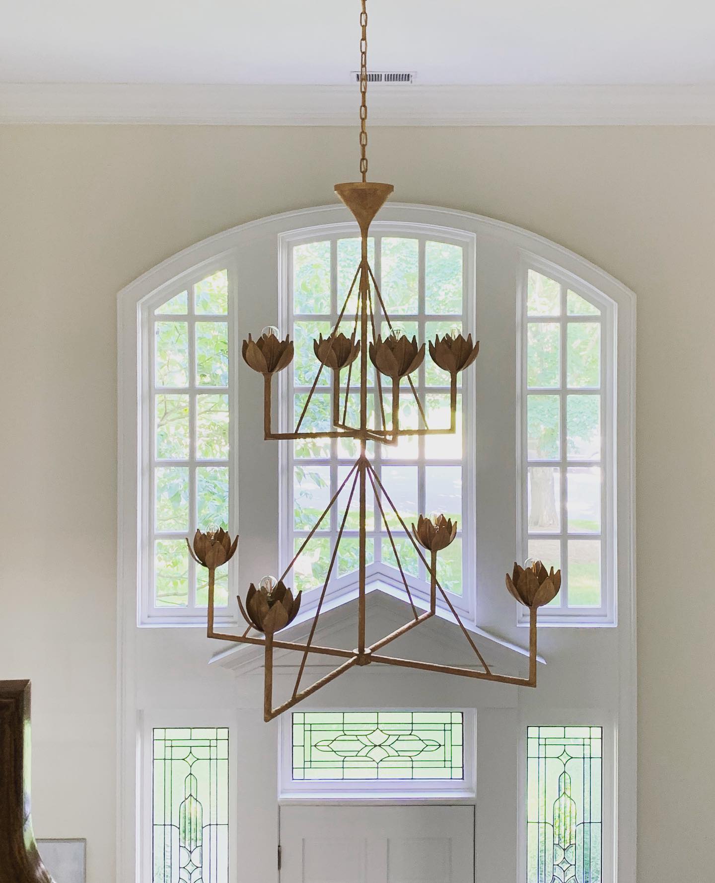 Alberto Modern Minimalist Floral Brass Chandelier - Neutralighting