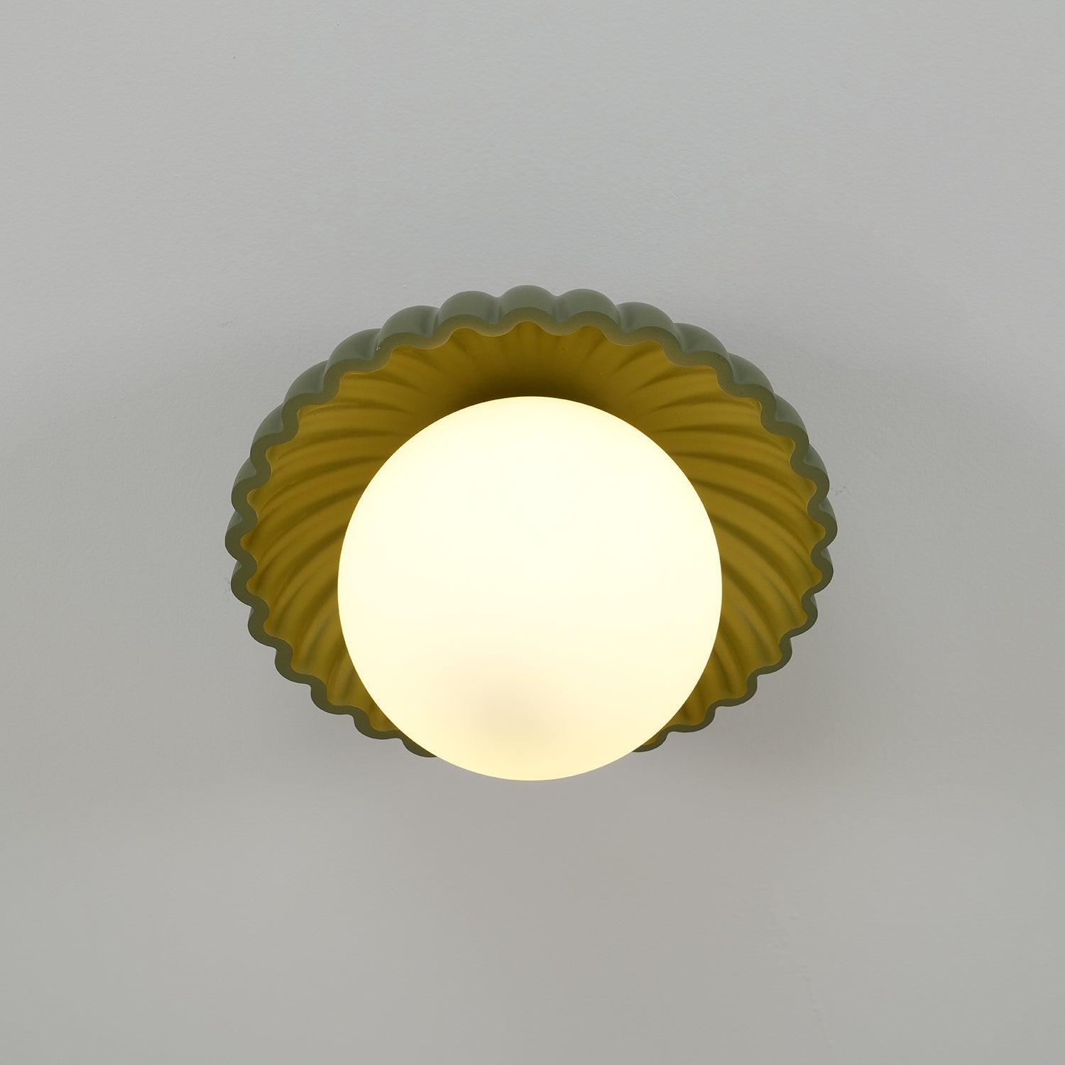 Scallop Glow Flush Mount Ceiling Light - Neutralighting