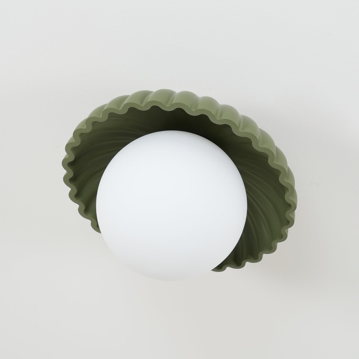 Scallop Glow Flush Mount Ceiling Light - Neutralighting