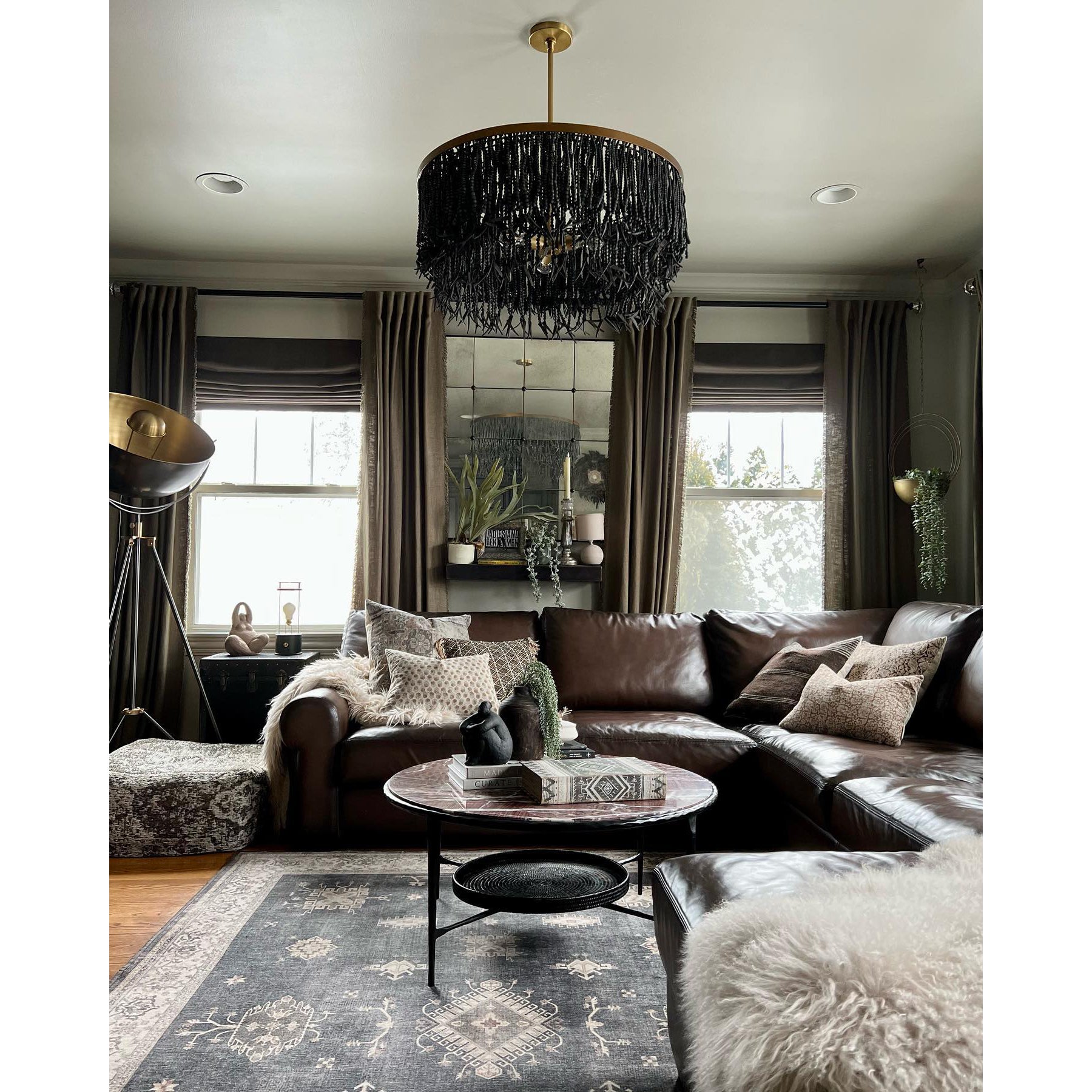 Ljomuvyn Postmodern Luxury Wood Metal Chandelier - Neutralighting