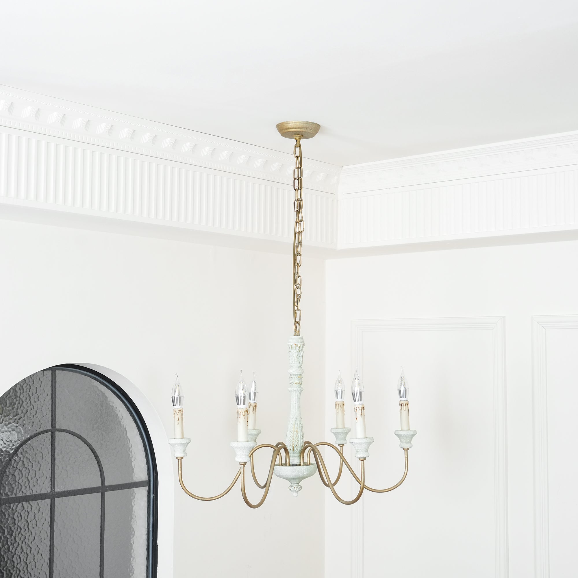 Ljomuvyi Traditional Farmhouse Metal Wood Chandelier - Neutralighting