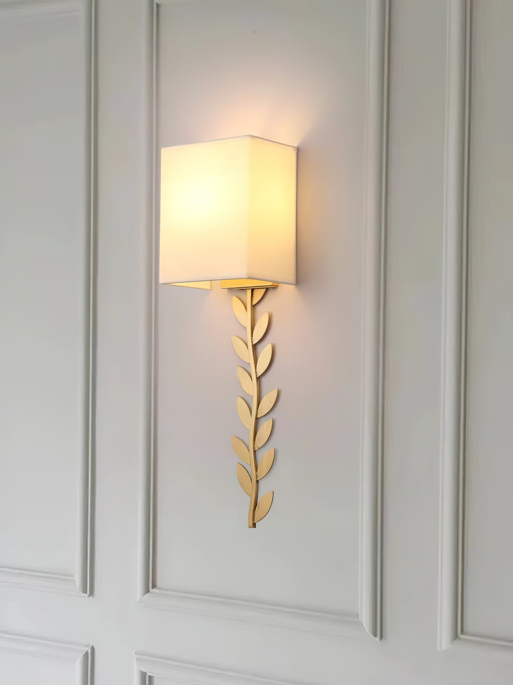 Plotuvyo Modern Minimalist Grove Brass Fabric Metal Wall Lamp - Neutralighting