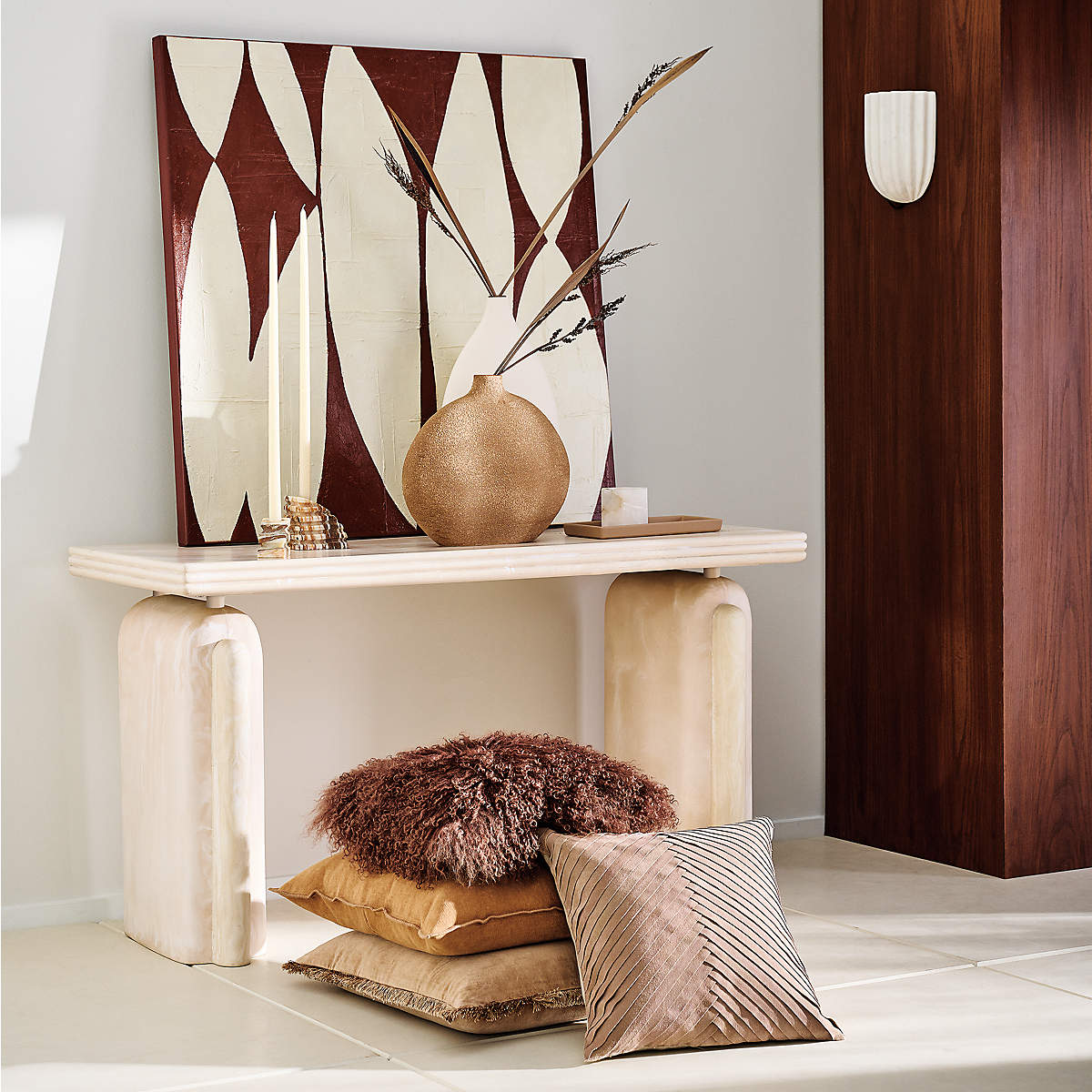 Tinduvys Elegance Ariel Single Marble Fluted Wall Lamp - Neutralighting