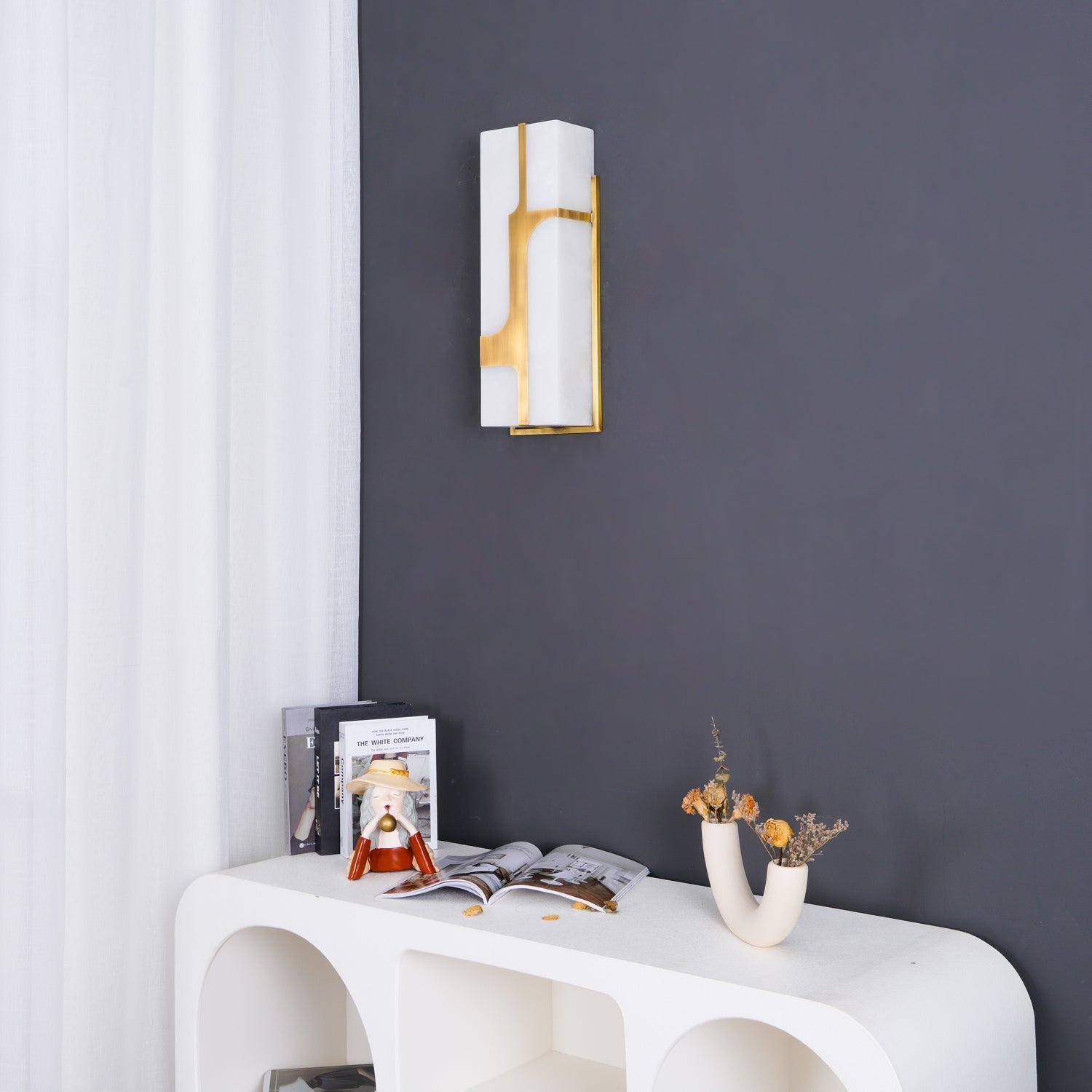 Ariel Wall Lamp Alabaster & Brass Elegance - Neutralighting