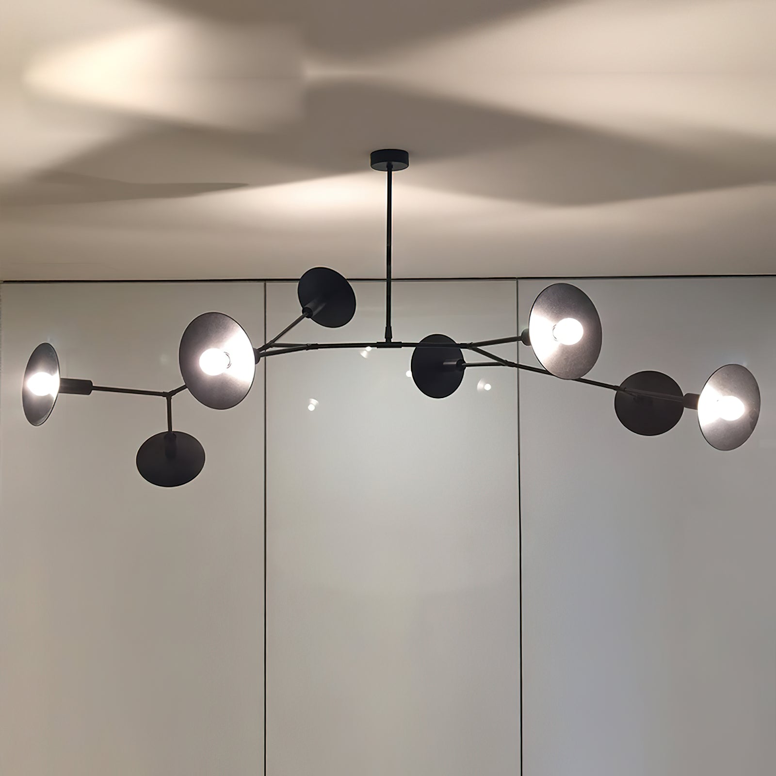 Tinduvyo Modern Minimalist Metal Glass Chandelier - Neutralighting