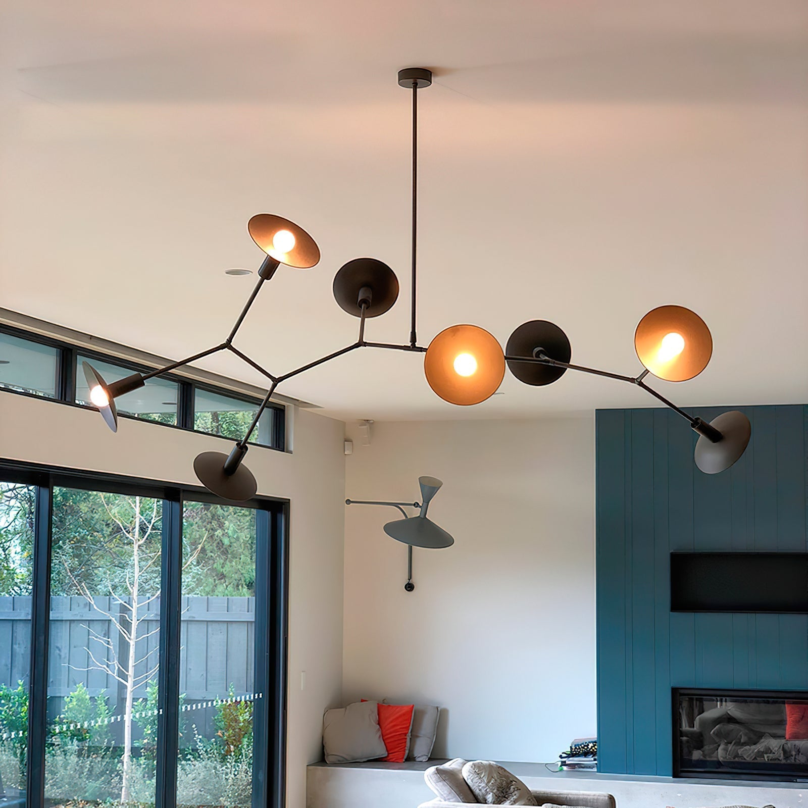 Tinduvyo Modern Minimalist Metal Glass Chandelier - Neutralighting