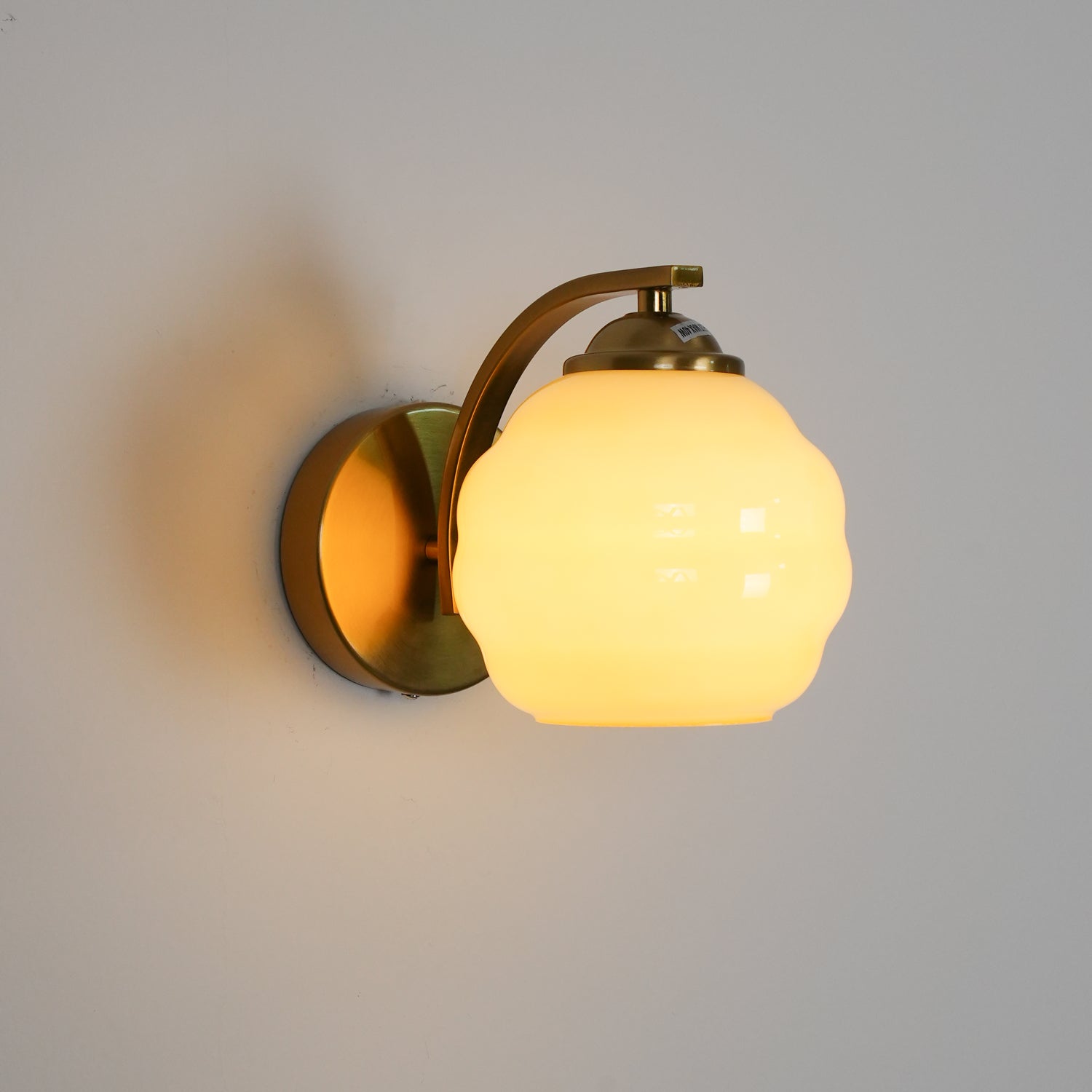 Nino Vintage Lantern Wall Lamp - Neutralighting