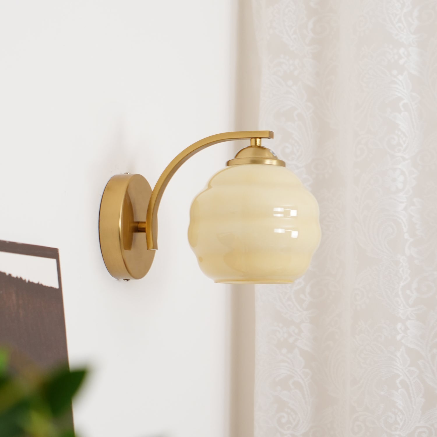 Nino Vintage Lantern Wall Lamp - Neutralighting