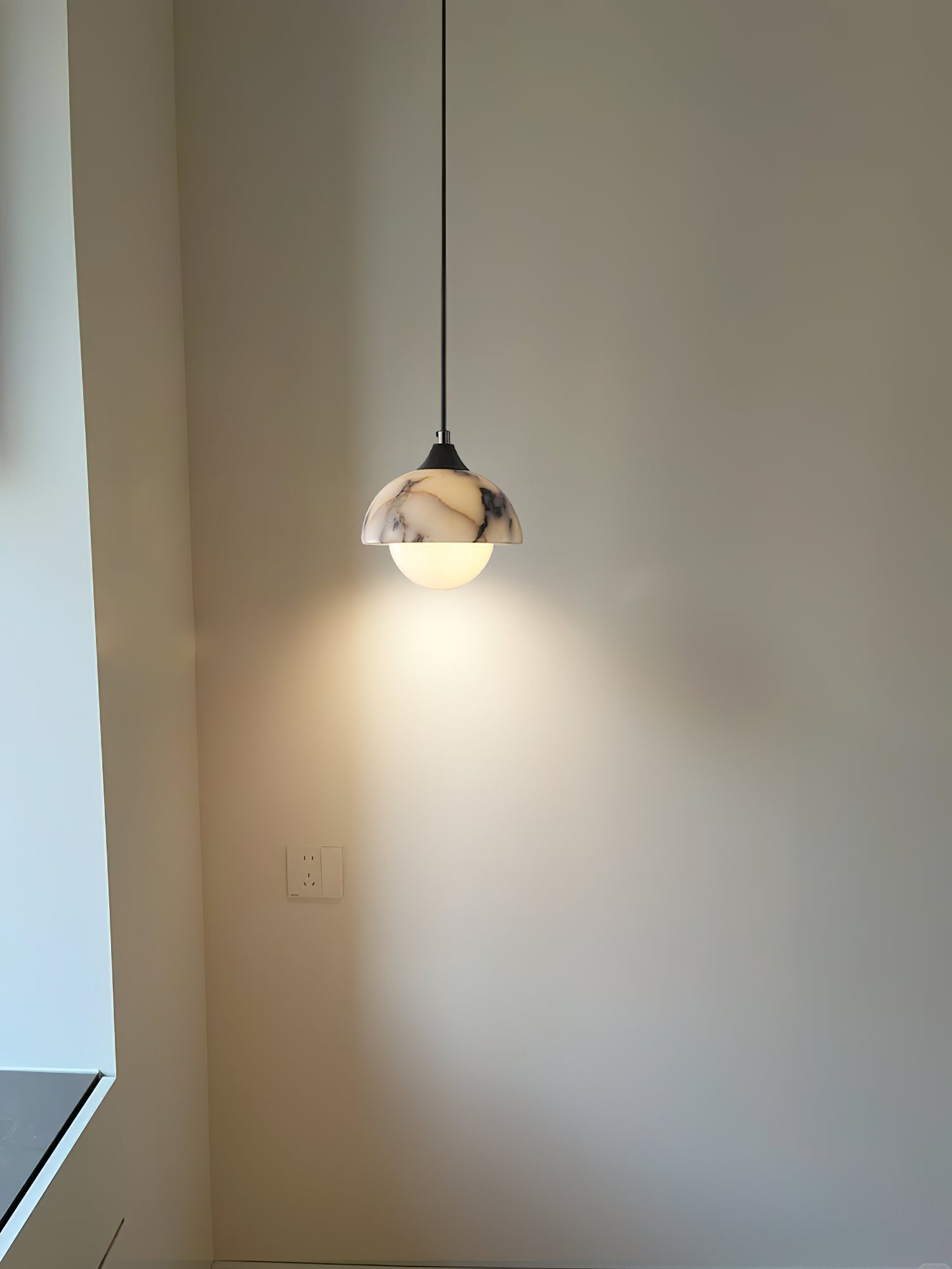 Yrvuvys Modern Minimalist Marble Pendant Lamp - Neutralighting