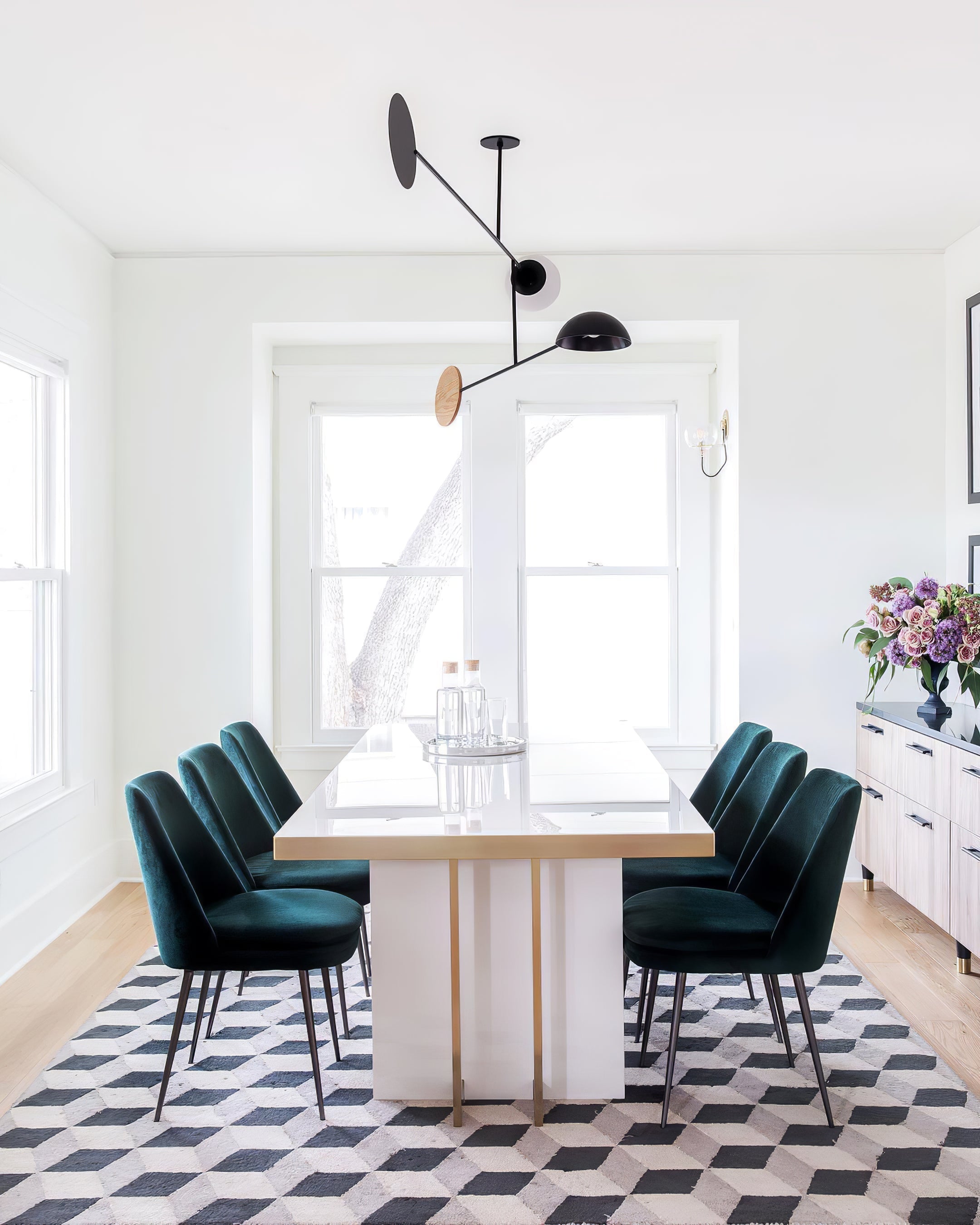 Orbital Balance Modern Linear Pendant Light - Neutralighting