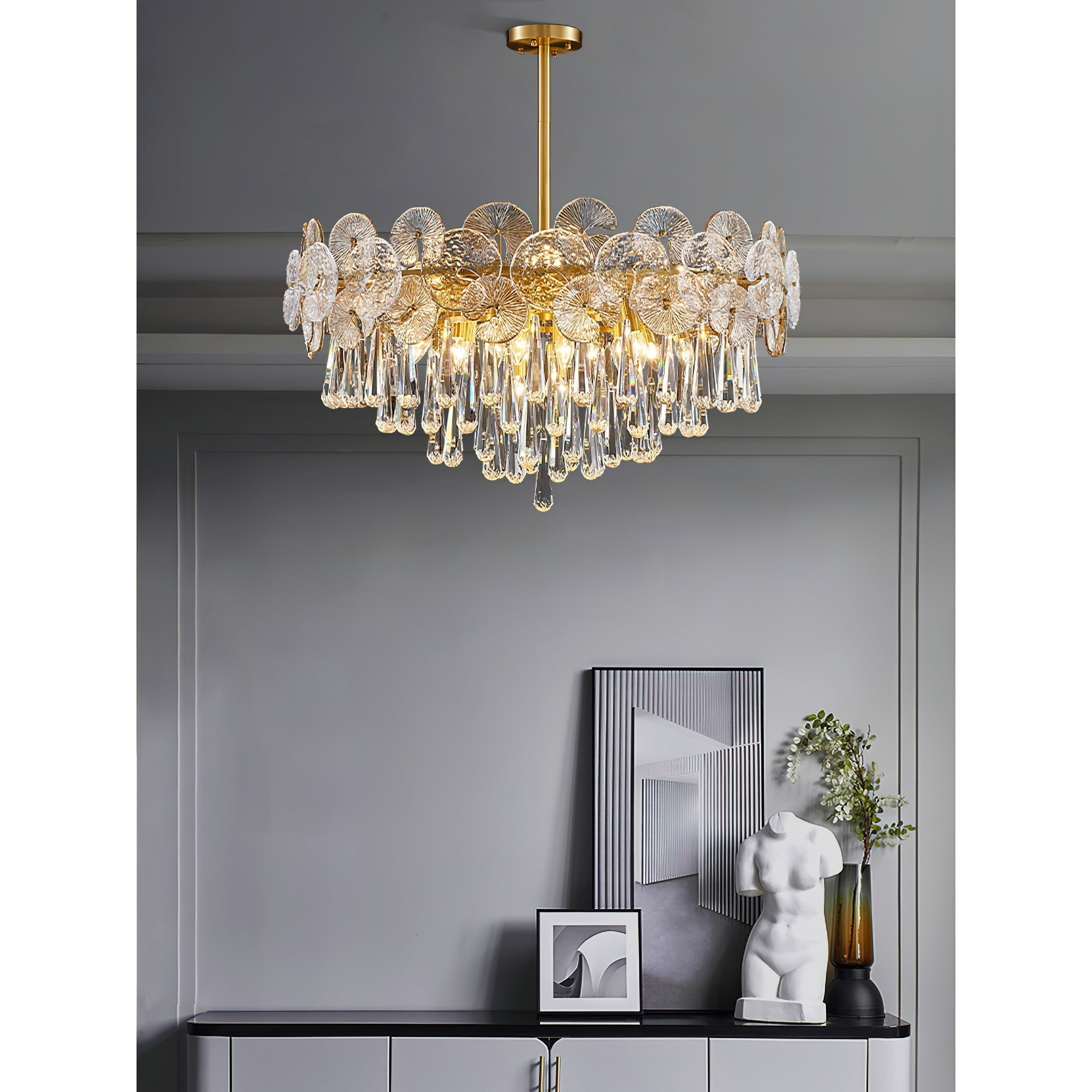 Caeluvyo Postmodern Luxury Elegance Crystal Chandelier - Neutralighting