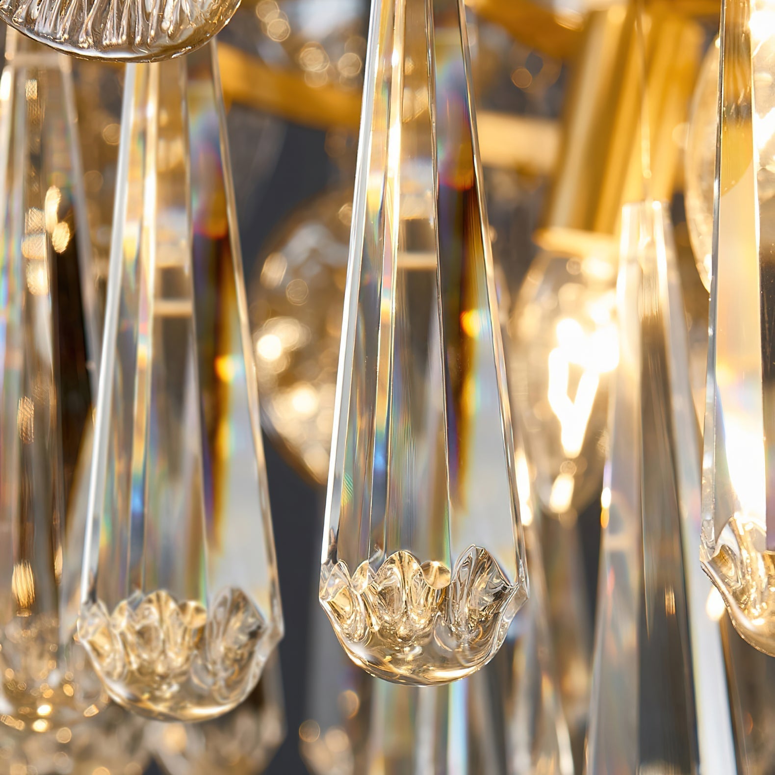Caeluvyo Postmodern Luxury Elegance Crystal Chandelier - Neutralighting