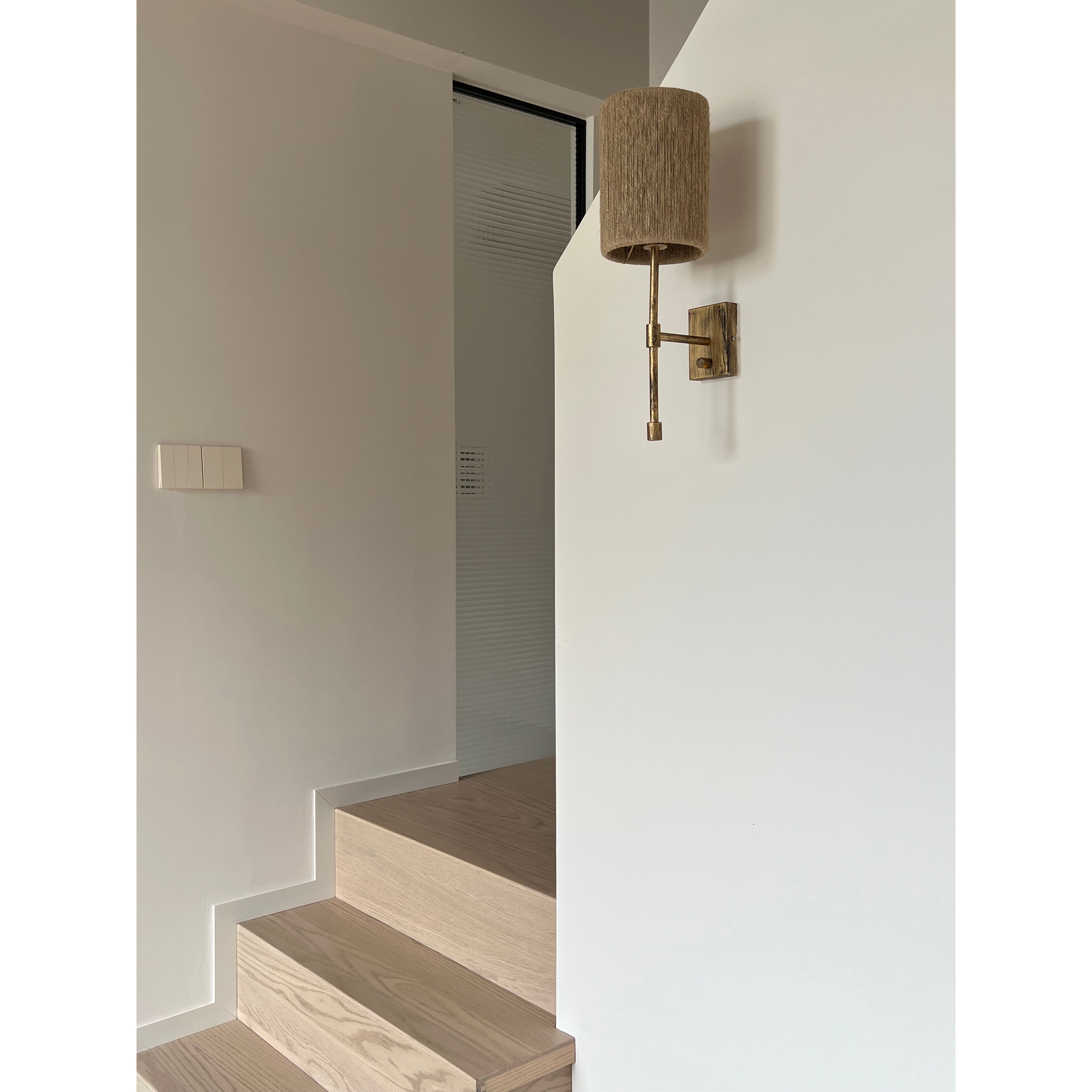 Eirikuvyo Modern Minimalist Metal Fabric Wall Lamp - Neutralighting